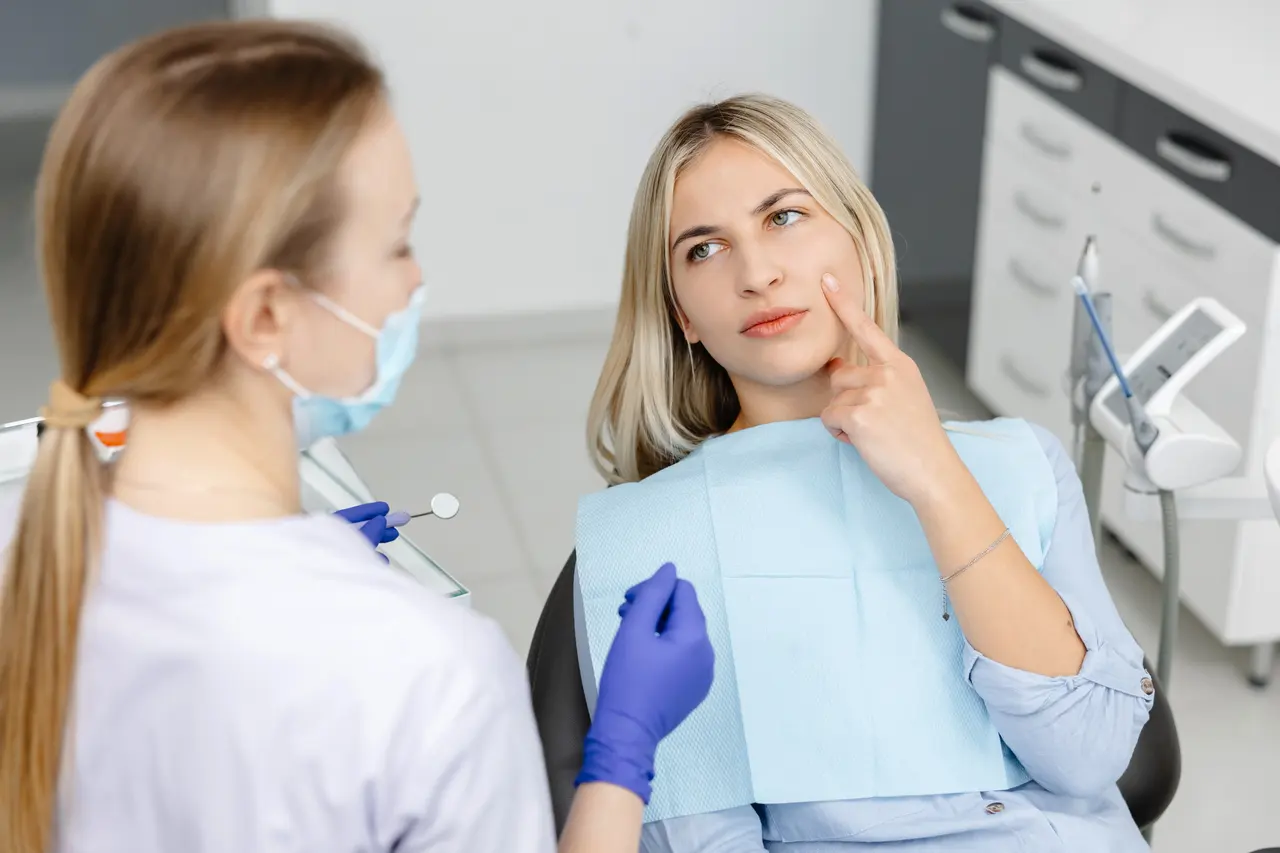 Prinstine modern endodontic operatory treatment room